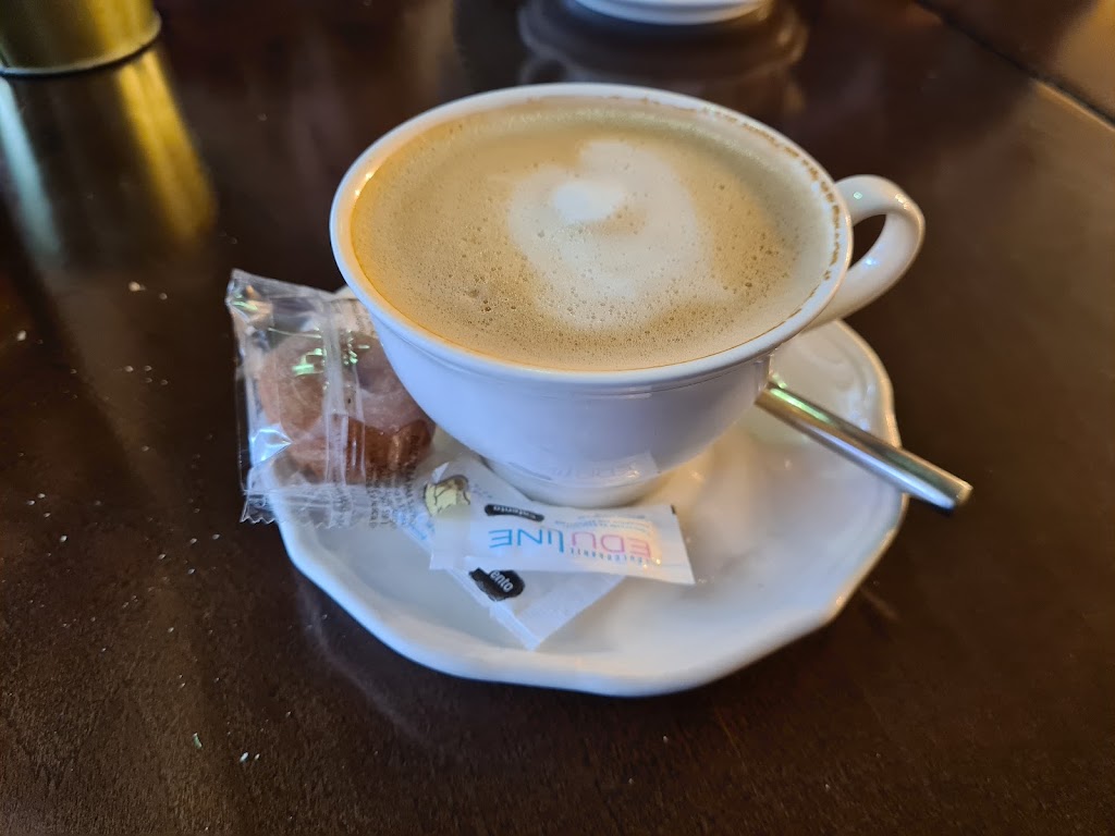 Cafeteria Vivaldi — Cortado