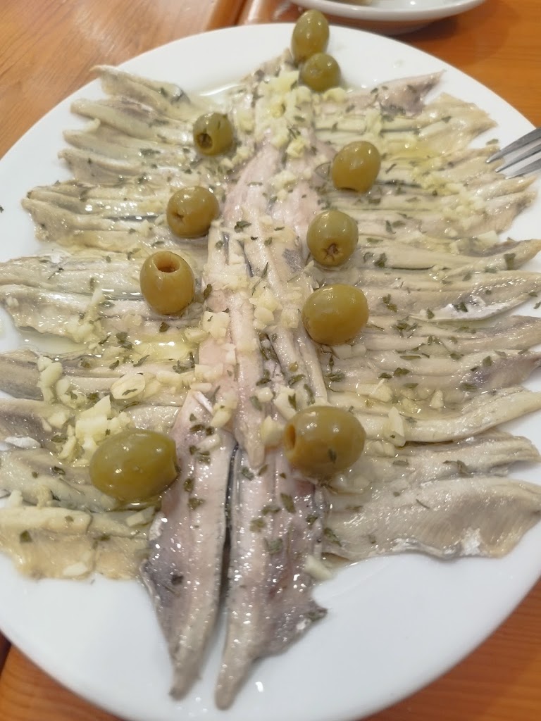Bar Tasca Cafeteria — Comida y bebida