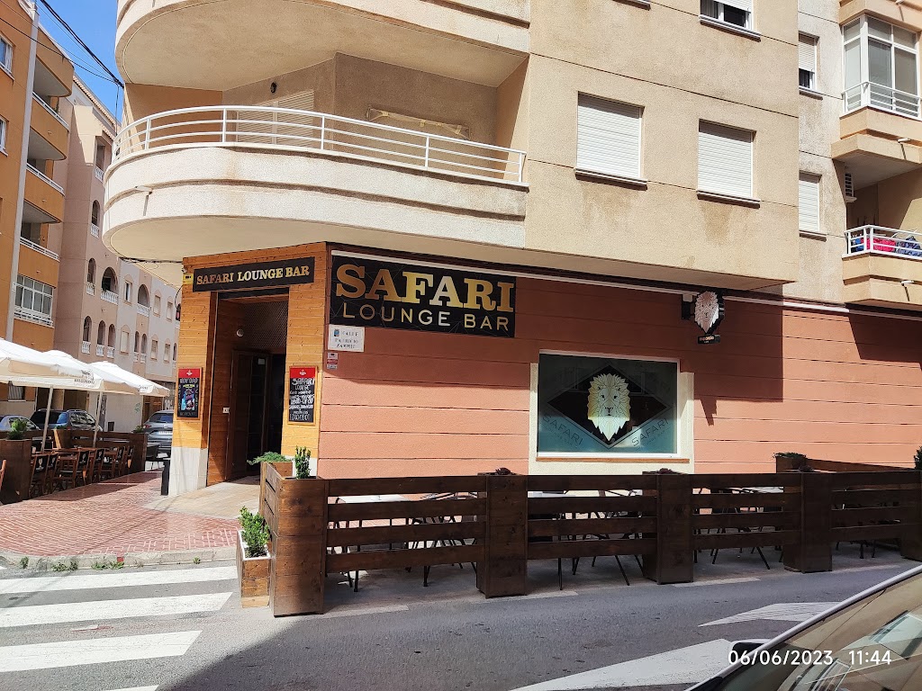 Safari Lounge Bar