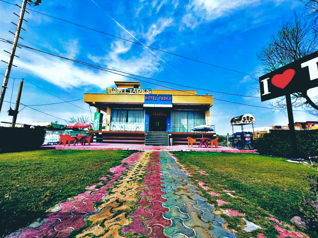 Hotel Tadka