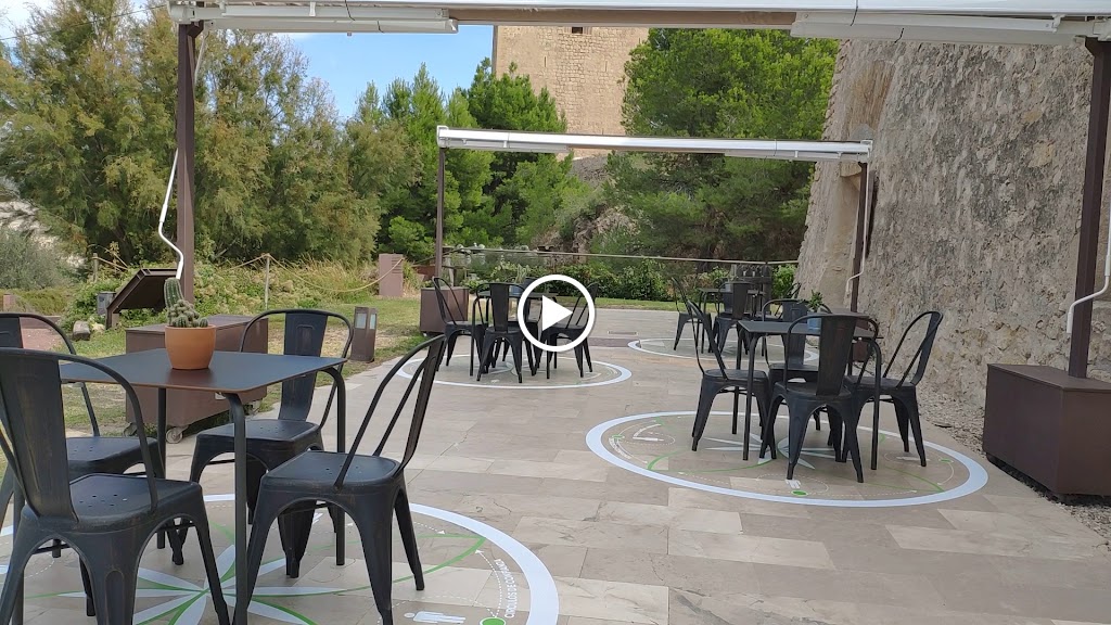 Las Caballerizas del Castillo de Lorca — Ambiente