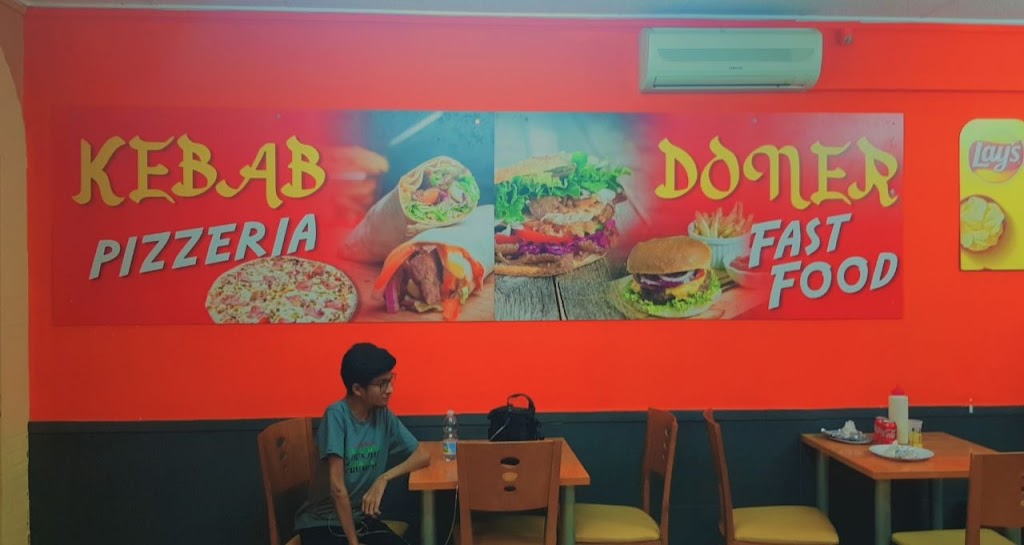 DONER KEBAB PIZZERIA - FAST FOOD — Comida reconfortante