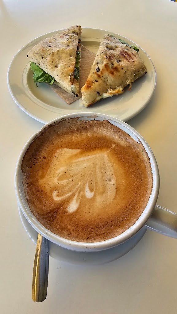 Gourmet Coffee Bar — Capuchino