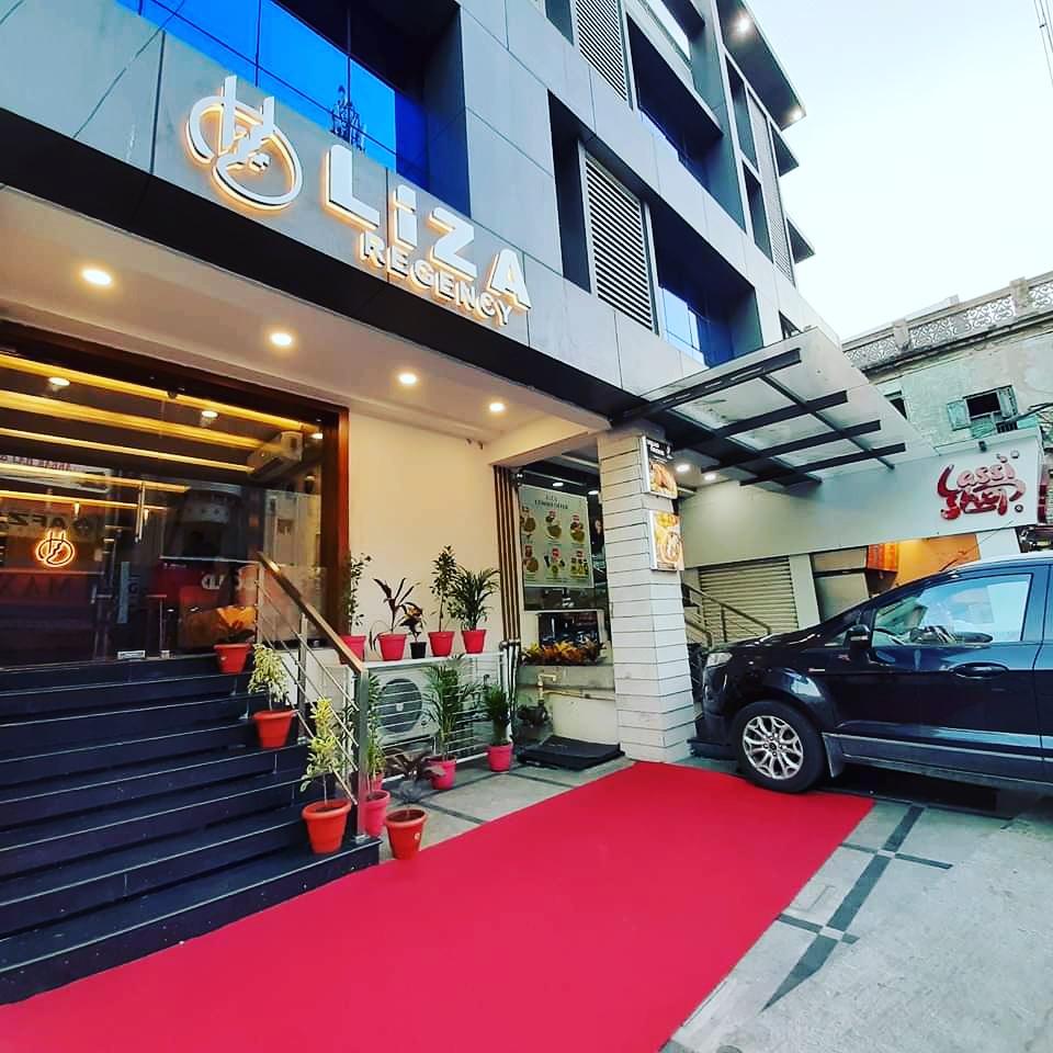 Liza Regency Hotel Restaurant
