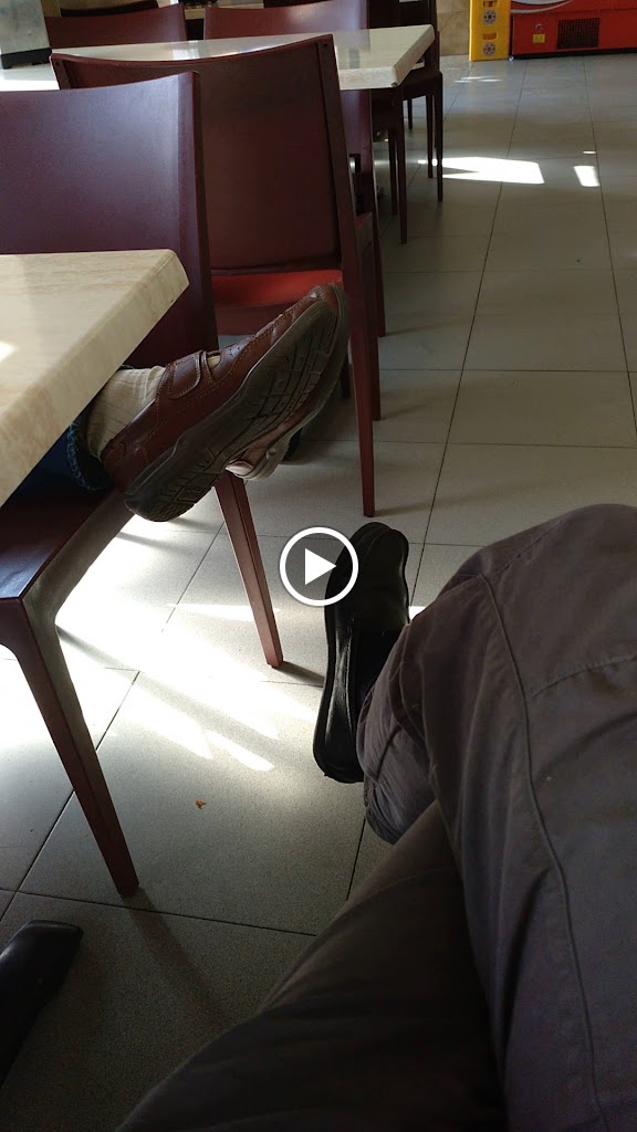 Restaurante Sur Cafe Bar — Videos