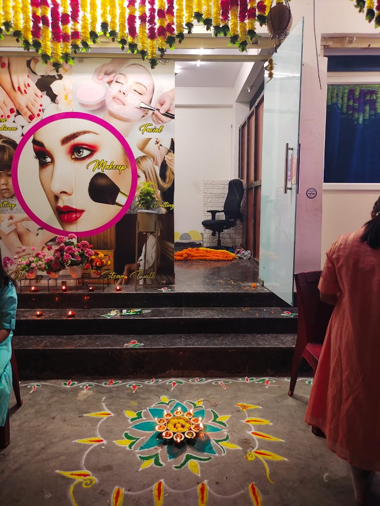 Bhavya Beauty Parlour