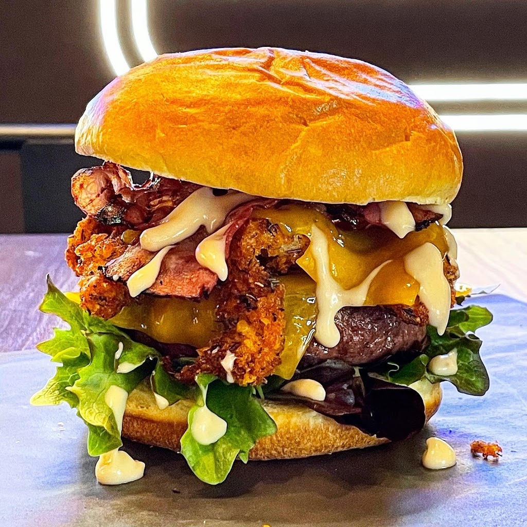 Restaurante Yakk and Grill — Hamburguesa
