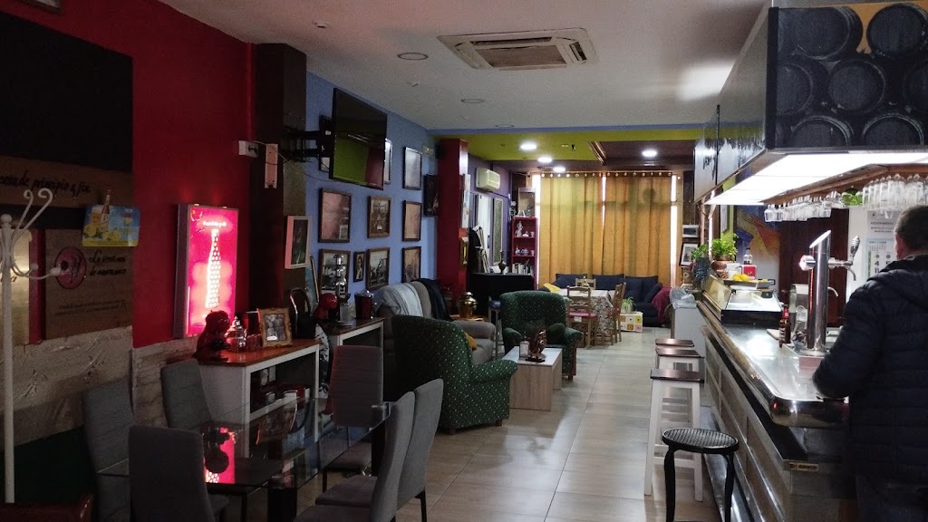 Bar cafeteria Bohemio — Ambiente