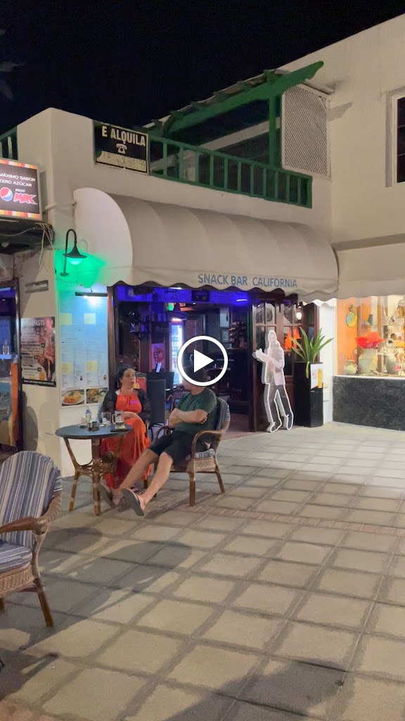 Bar California Lanzarote — Videos