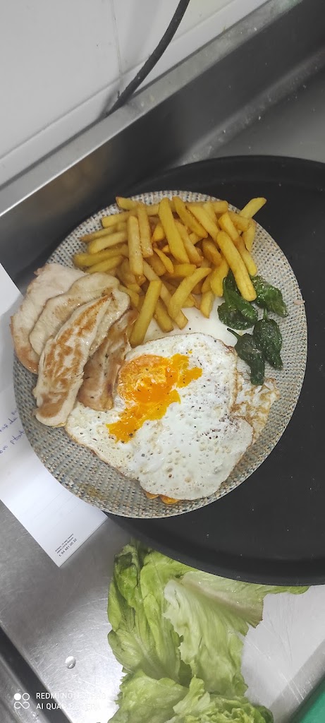 Txorierri Taberna — Comida y bebida