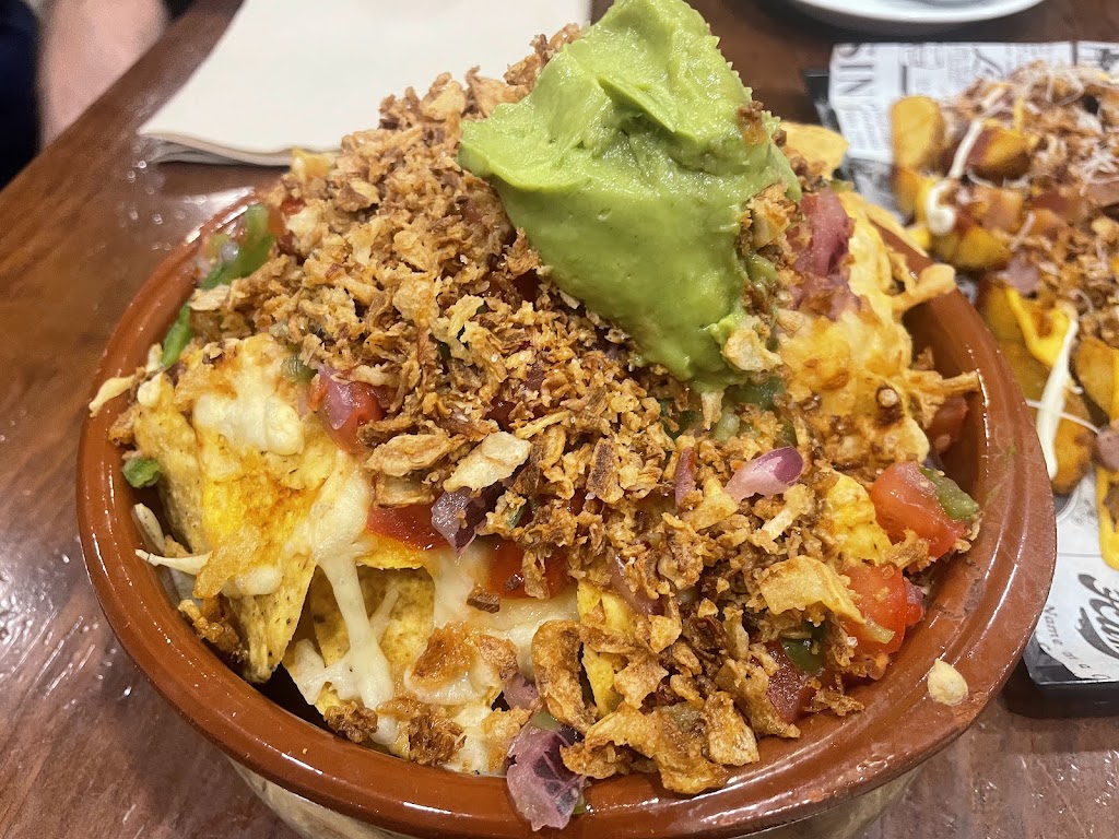 Cerveceria tot per l'aire — Comida y bebida