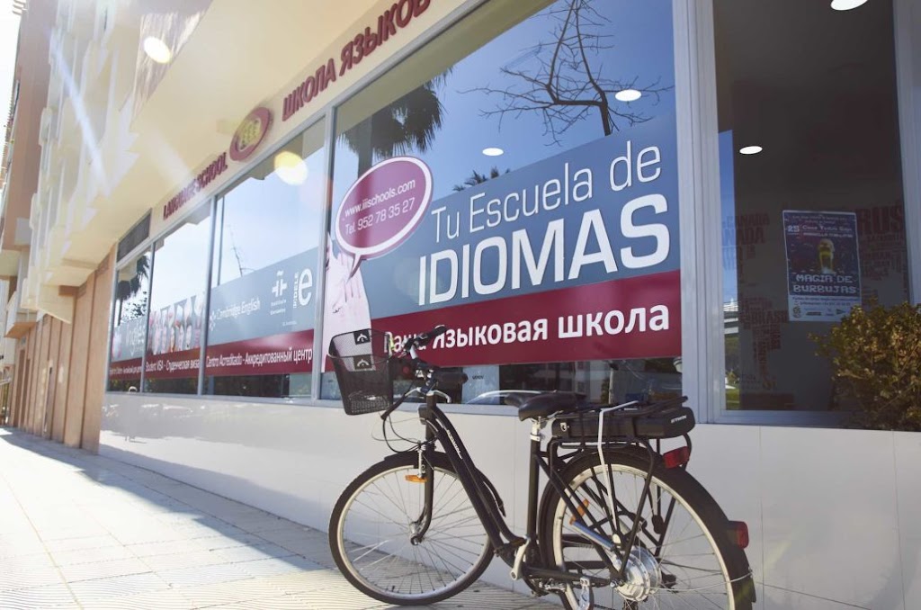 III Schools - Instituto Internacional de Idiomas | San Pedro de Alcantara