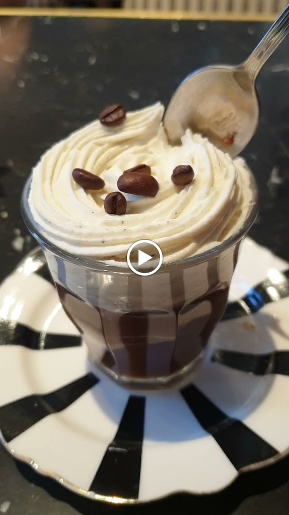 Cristina Oria Restaurante & Tienda Gourmet las Rozas Village — Videos