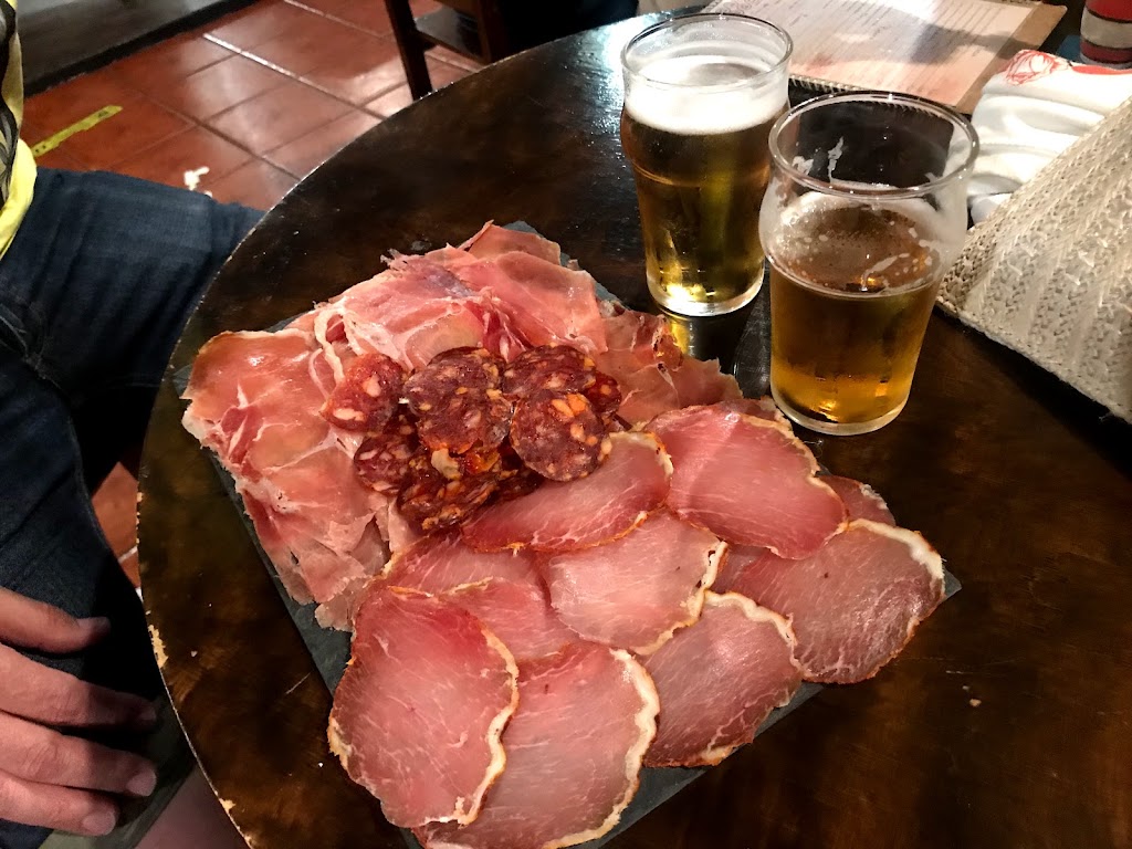 Capitan Morgan — Comida y bebida