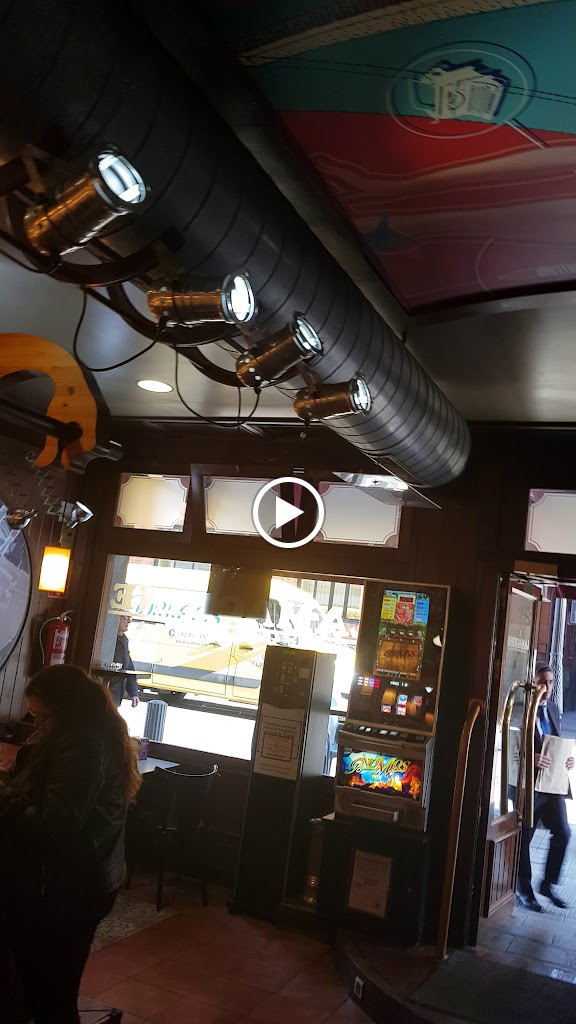Cafeteria La Machine — Videos