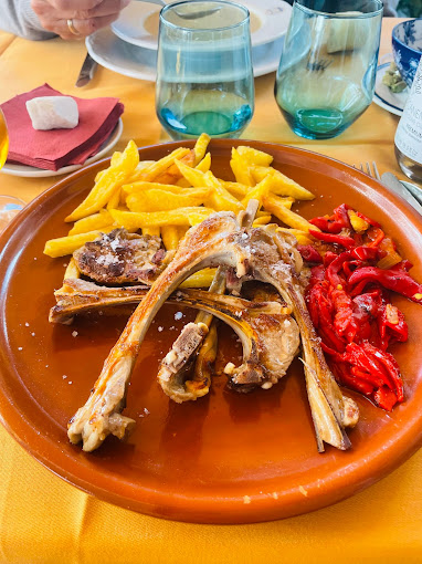 Bodega "el Albero" Marbella — Comida y bebida