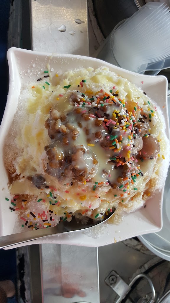 阿雯剉冰紅豆湯燒仙草黑糖飲品 的照片