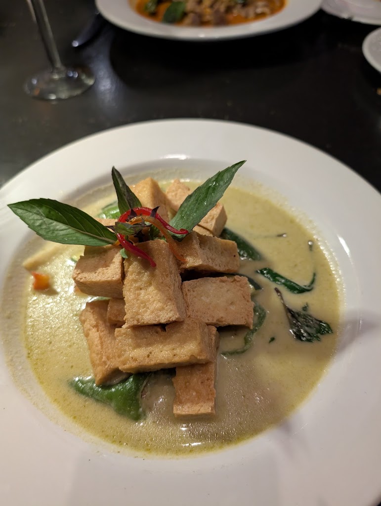 Banana Leaf Thai Sushi Restaurant and Bar