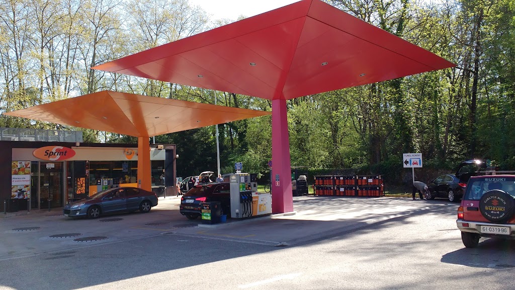 Estacion de Servicio Repsol — Surtidor de combustible