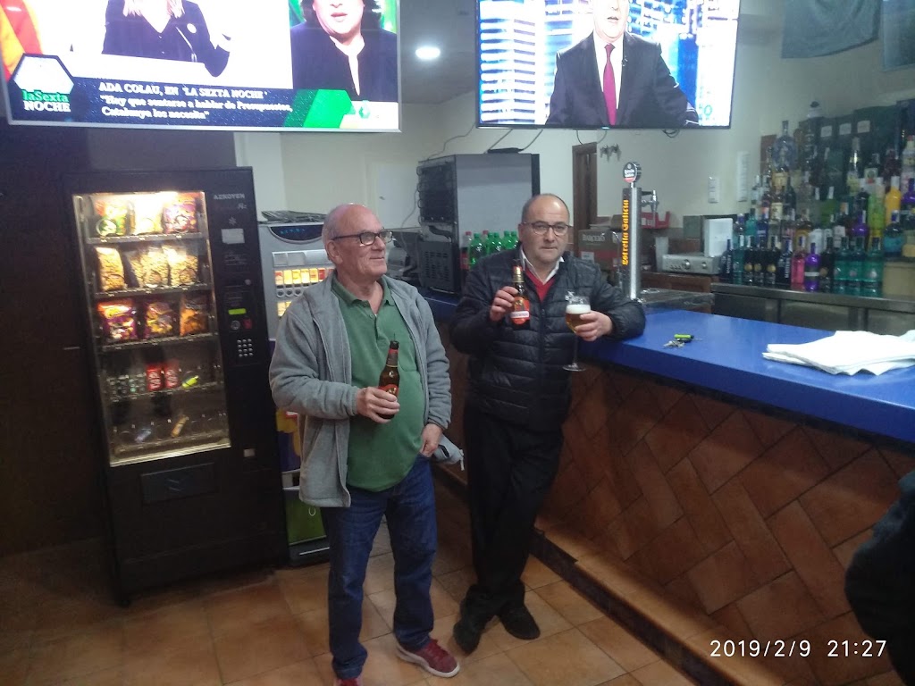 Cafe Bar Benitez — Ambiente