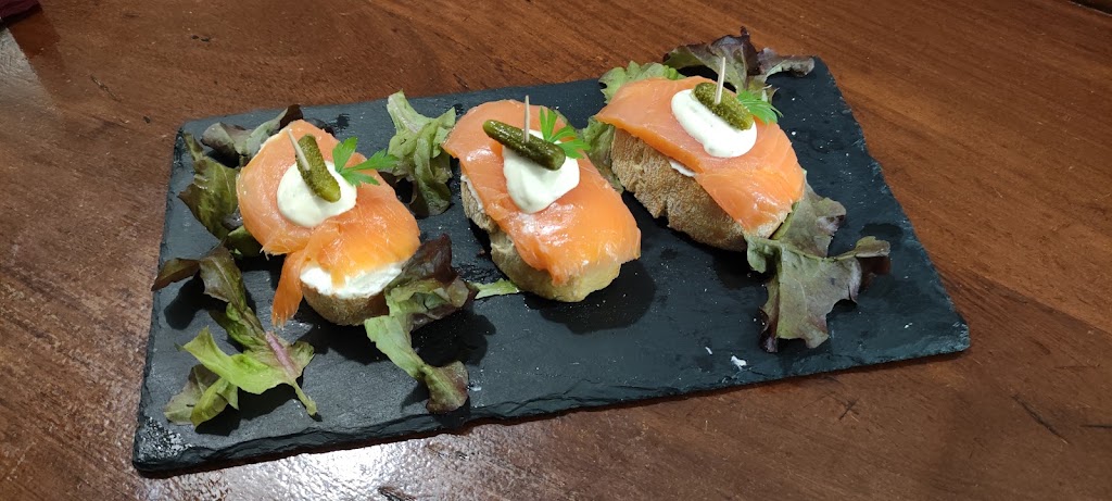 Bilbao Bar Restaurante — Comida y bebida