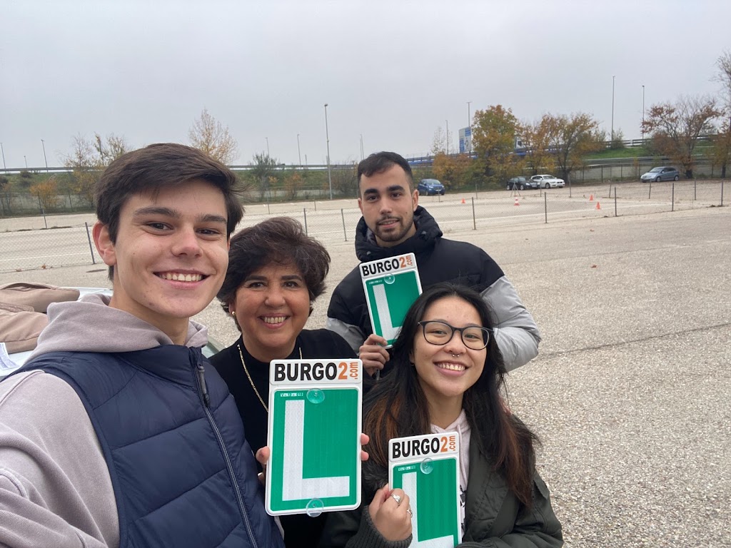 AUTOESCUELA BURGO2.COM — Del propietario