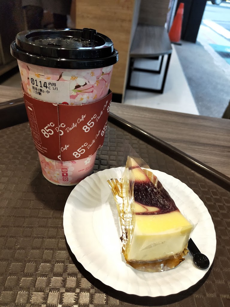 85度C咖啡蛋糕飲料(台北京華店) 的照片