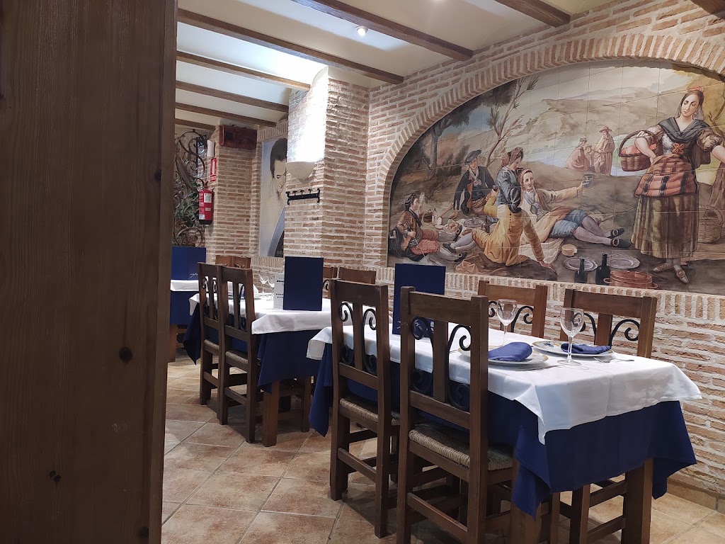 Restaurante Abanades Bar | Arroz Con Bogavante | Especialidad Leganes — Ambiente