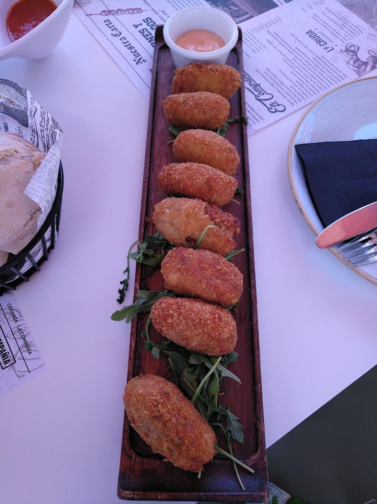 Bar restaurante La Compania (Churriana) — Croqueta