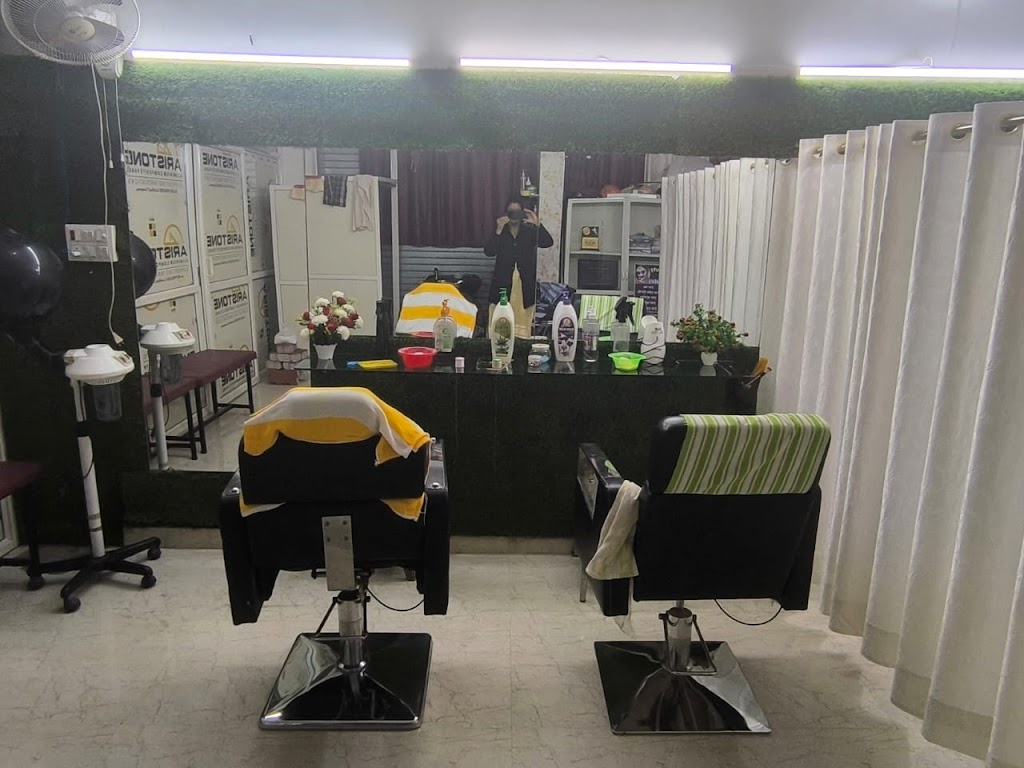 Sparkle Beauty Parlour