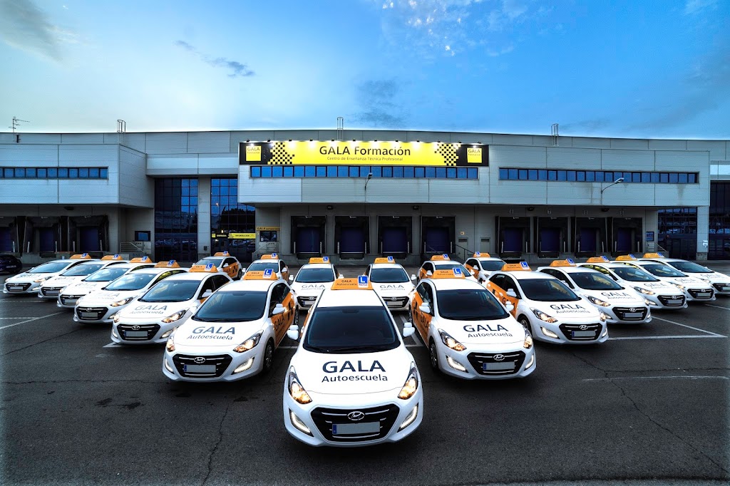 Autoescuela Gala - Av. Colmenar Viejo - Tres Cantos — Automovil