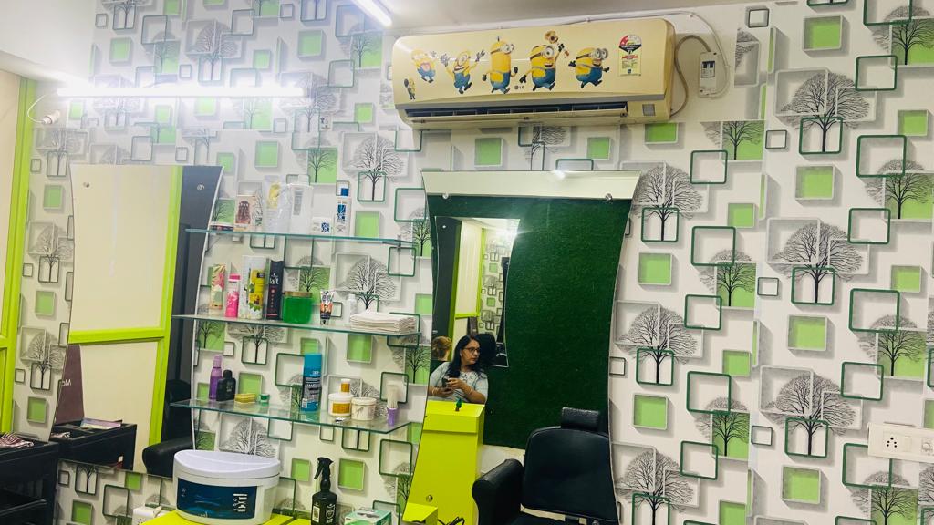 J P Unisex Salon Best Salon In Gota