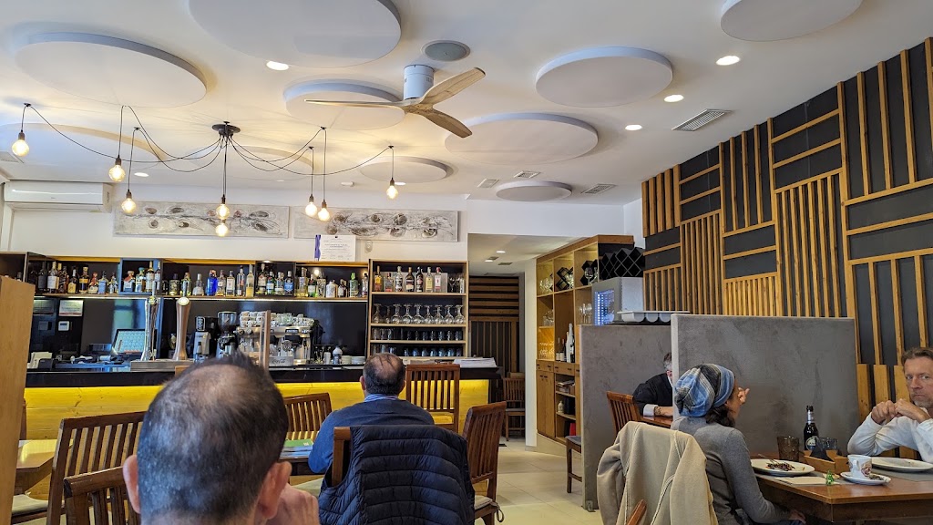 El Taulell Gastronomic — Ambiente
