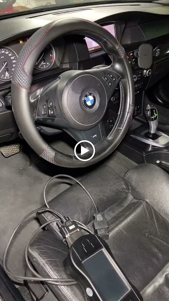 ElectronicaCar servicios de electronica para los Talleres — Videos