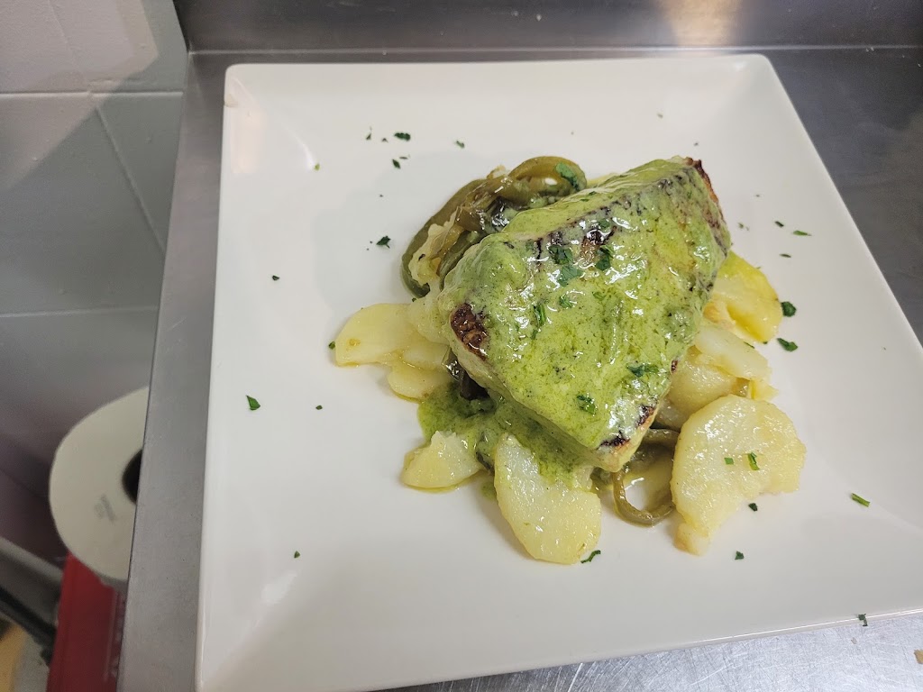 Bar Los Verdiales — Comida y bebida