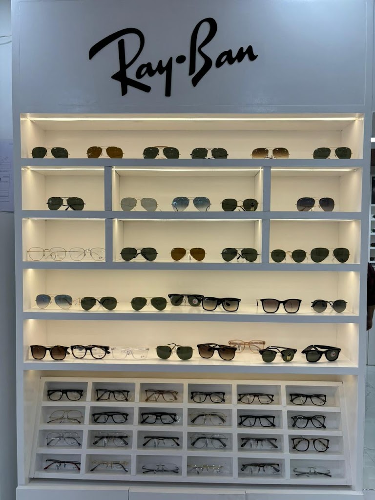 Oscar Optician