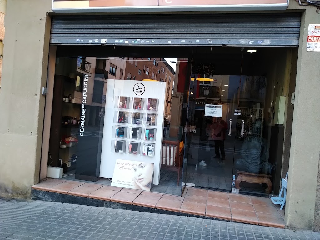 CUIDA'T CENTRE D'ESTETICA I BELLESA — Exterior