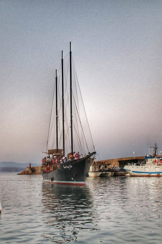 Anne Bonny Uno (Goleta historica 1905)