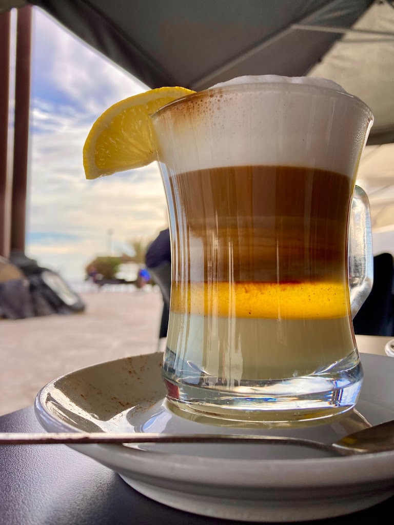 Restaurante Taperia puerto — Cortado
