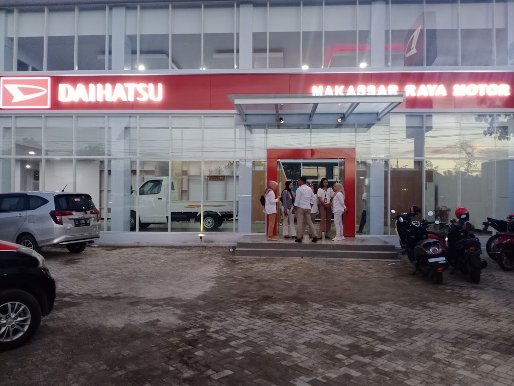 PT.MAKASSAR RAYA MOTOR DAIHATSU BAUBAU
