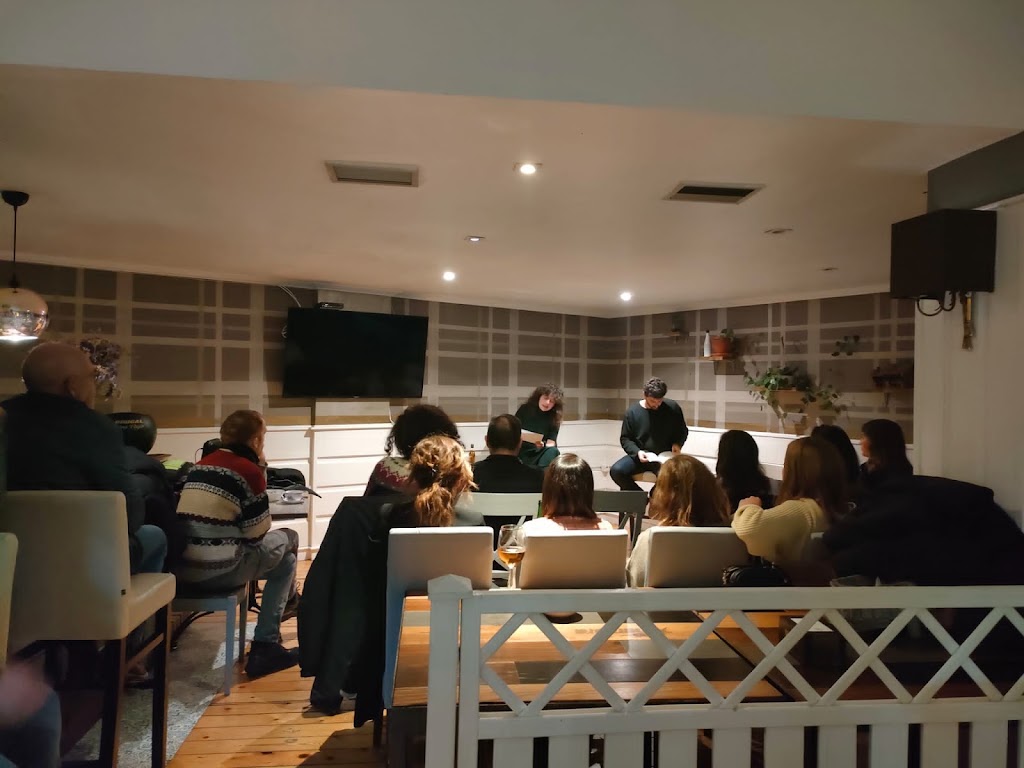 Cafeteria Moonlight
