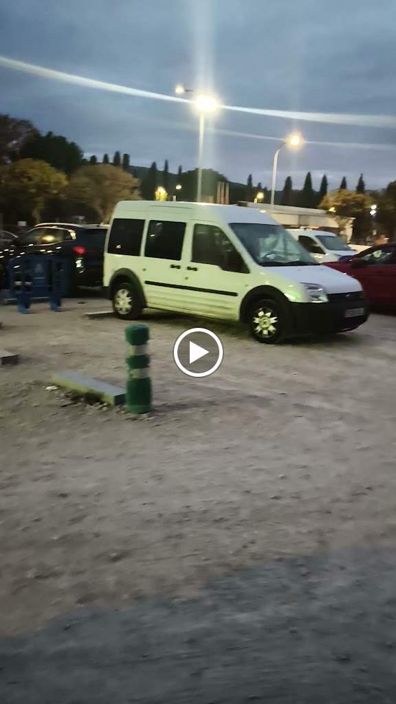 Parking Gratuito — Videos