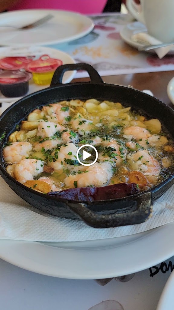 Restaurante Los Danieles — Videos