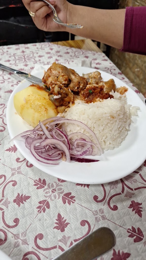 Las Delicias — Comida y bebida