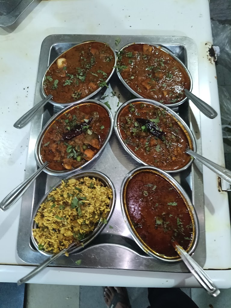 Shraddha Family Garden And Restaurant