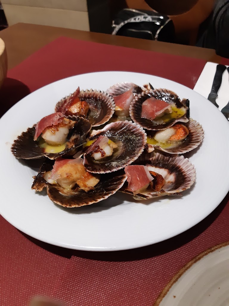 A de Pako Restaurante Vinoteca — Pectinidae