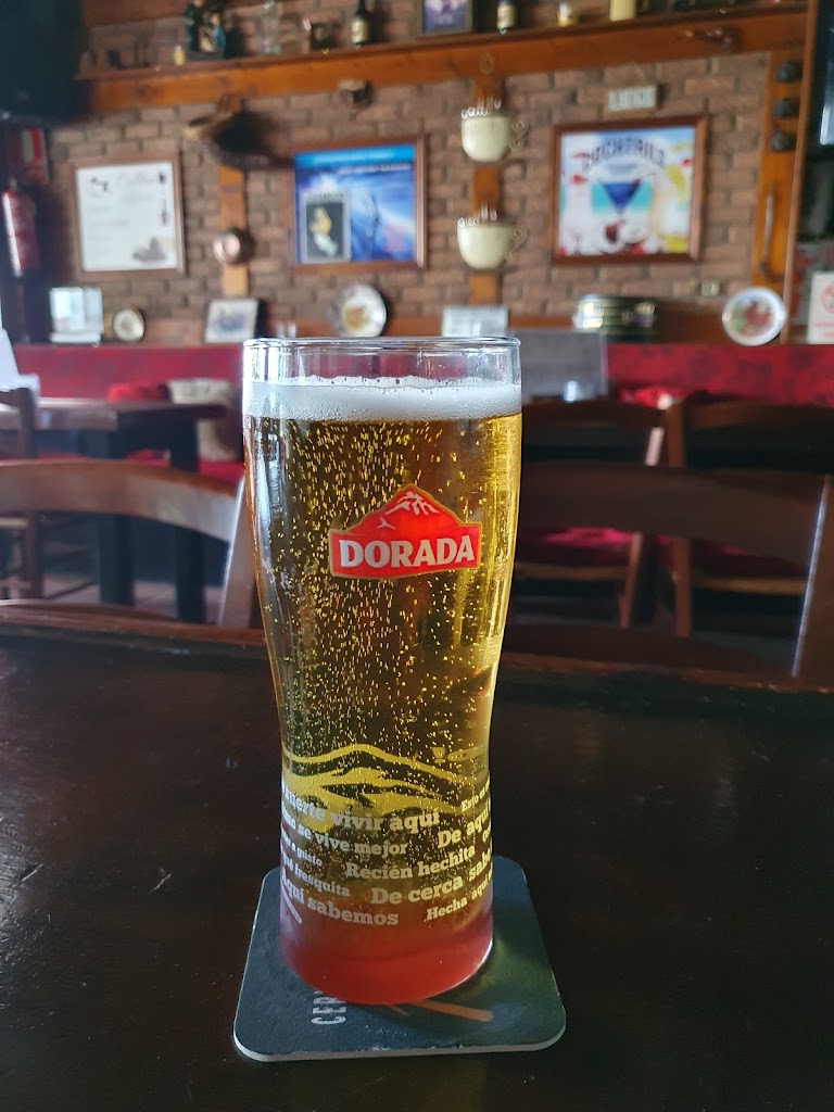 The Pheasant Plucker — Comida y bebida