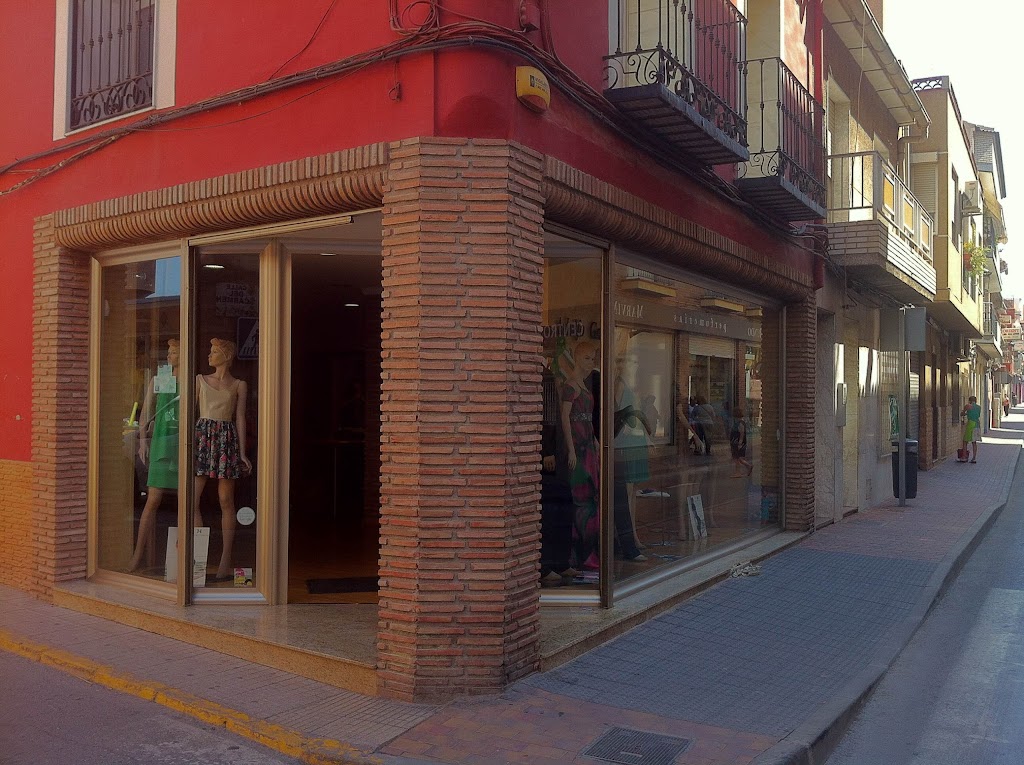 Adolfo Garrido Boutique Sareli