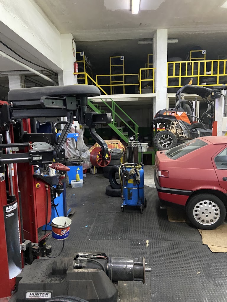 SIERRA AUTOS LOS CRISTIANOS — Taller