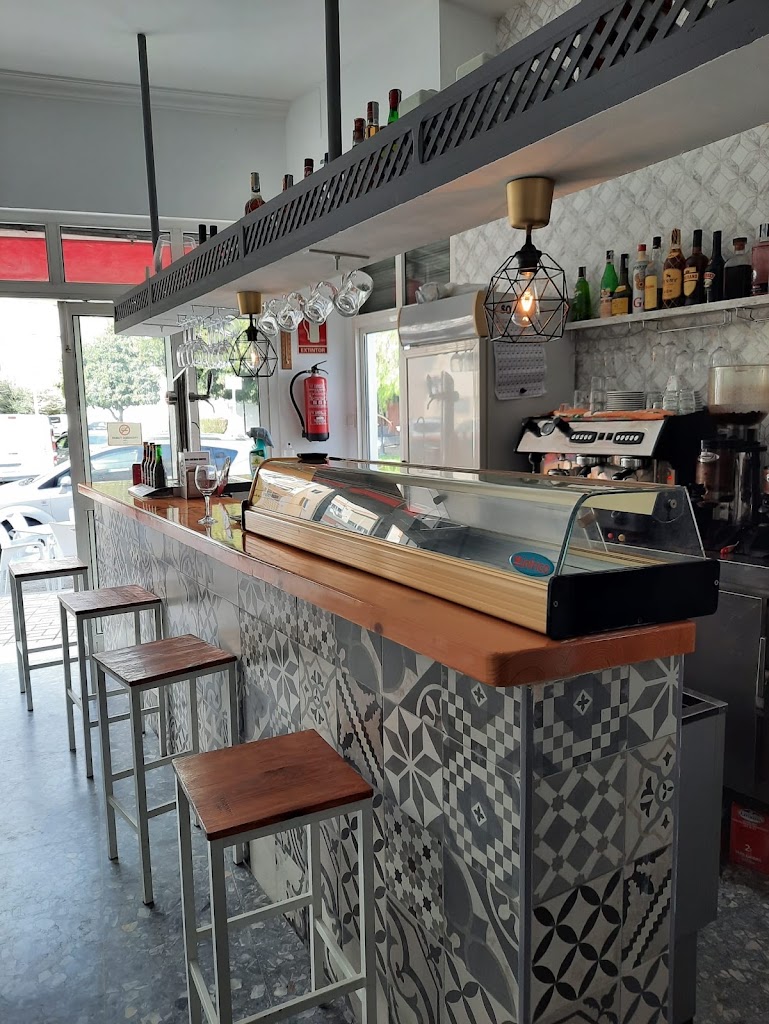 Bar Taperia Golden Coffee — Ambiente
